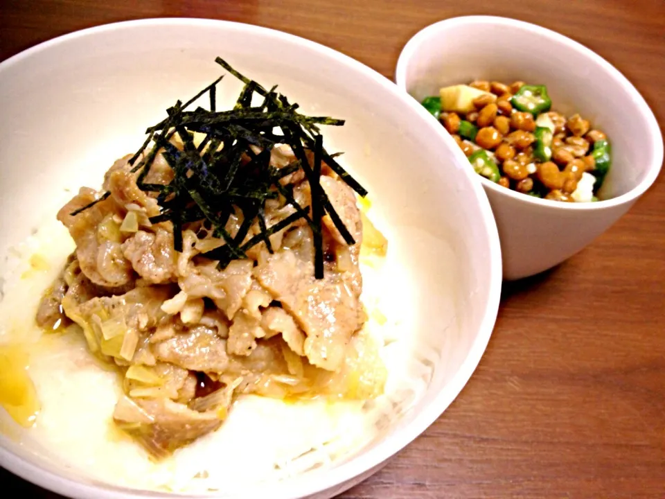 ネギ塩豚のとろろ丼とオクラ山芋納豆|あやかさん