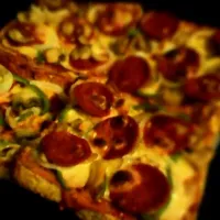 pepperoni and cheese pizza in whole wheat toast crust|Varianne Atilanoさん