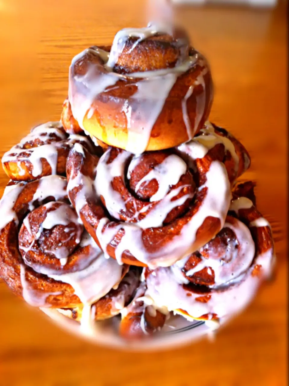 Sticky cinnamon buns|Sweet Country Creationsさん