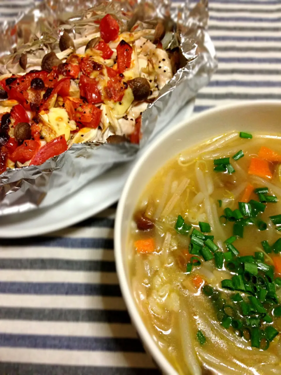 Snapdishの料理写真:鶏ささみと野菜のホイル焼き、カレーピラフのリメイクリゾット|カザラさん