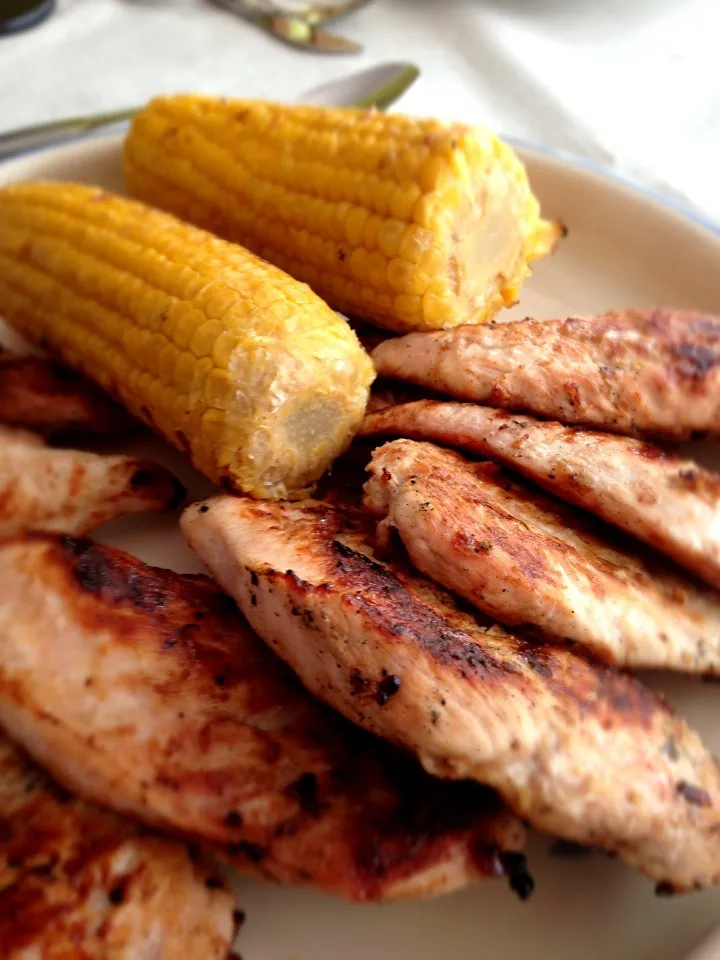 Grilled Chicken Breast and Grilled Corn|ozzy sparaさん