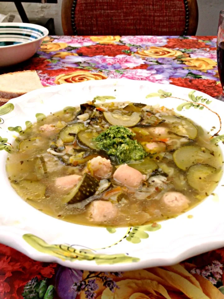 Zucchini soup with pesto|Generaalさん