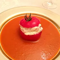 Snapdishの料理写真:Chilled tomato soup with stuffed Hokkaido tomato|Sandra Wanさん