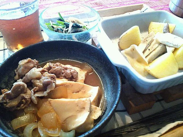 肉豆腐&ポテトとカマンベールチーズのオーブン焼き&ほうれん草とえのきの和物|しるば☆さん