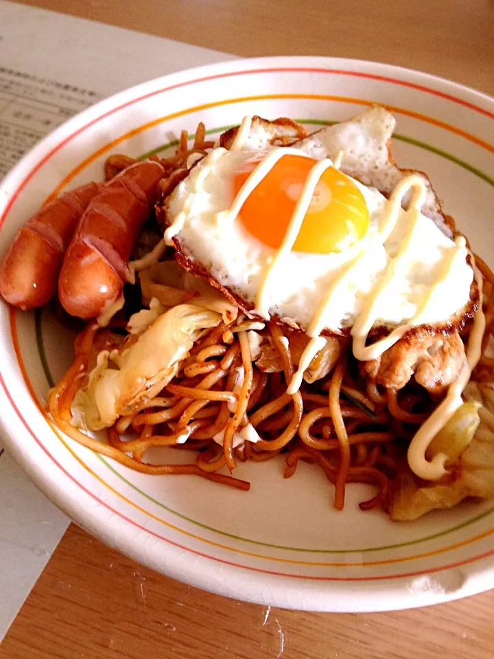 Snapdishの料理写真:焼きそば(´・ω・｀)|あつぽむさん