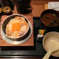 釜炊き 究極の親子丼|カツゴンさん