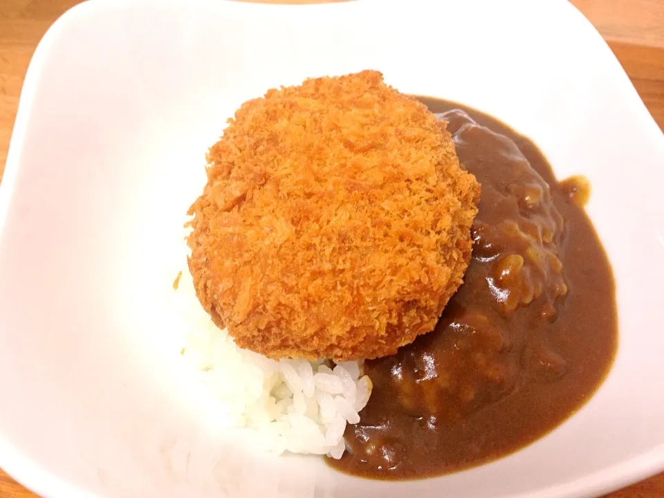 まかないコロッケカレー|まからいとさん