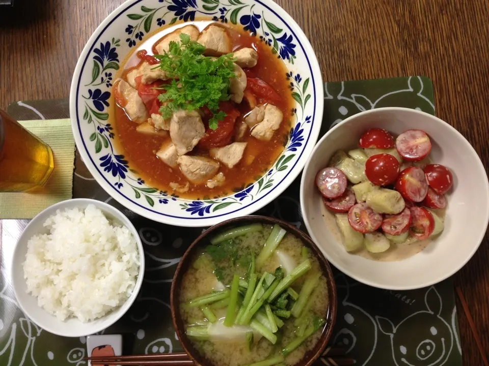 鳥肉とトマトの和風煮、蒸茄子の胡麻和え、蕪の味噌汁|yuyangさん