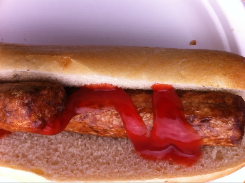 Veggie sausage baguette (with tomato ketchup) at the 2013 Glastonbury Festival|Nick Hiderさん