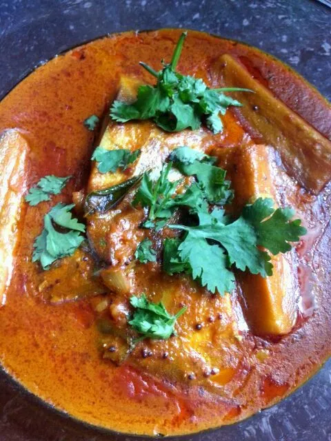 Pomfret Fish & Brinjal Curry|Mrs BNazさん