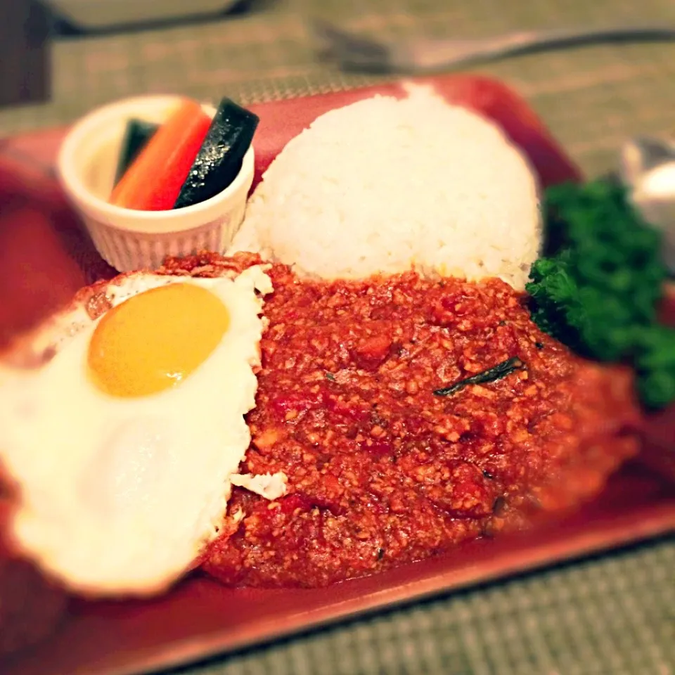 Snapdishの料理写真:昨日のトマトスープをキーマカレーにリメイク♡♡|harurouさん