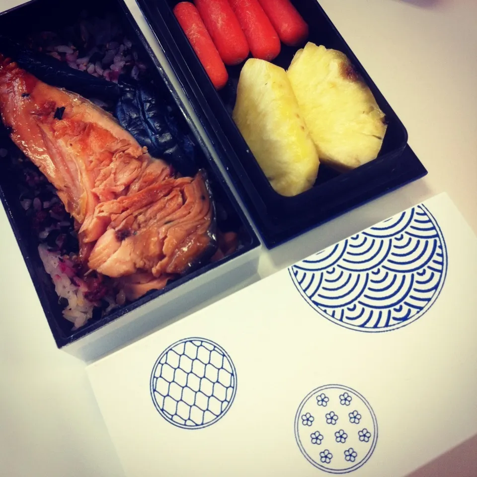 Anne-Sophie's first bento! #bentoandco #bento|Bento&co | 弁当箱専門店 京都さん