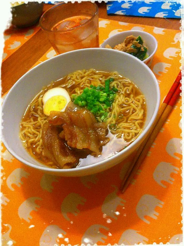 マルちゃん正麺醤油ラーメン ((﹡ˆ︶ˆ﹡))♬*|ゆきさん