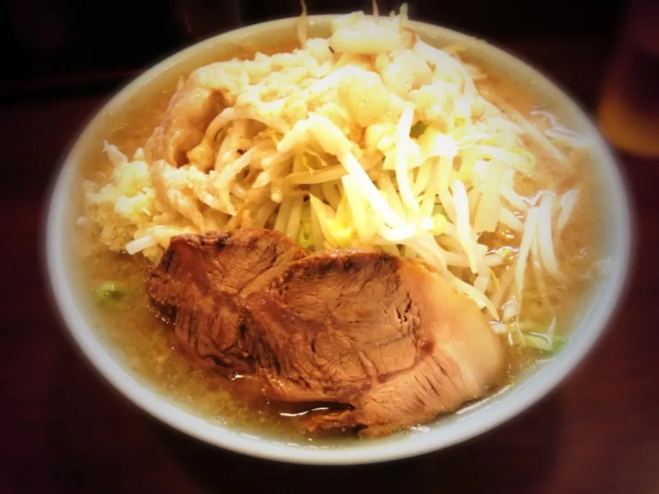 Snapdishの料理写真:ラーメン二郎池袋東口店|りえさん