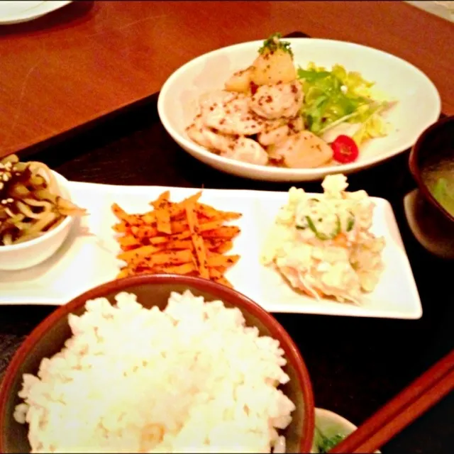 夜カフェ飯  鶏のハニーマスタード焼き定食！|shuさん