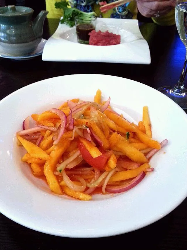 Thai Mango Salad|Stephanie Eaganさん