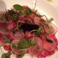 Snapdishの料理写真:Raw beef with caviar|Sweetさん