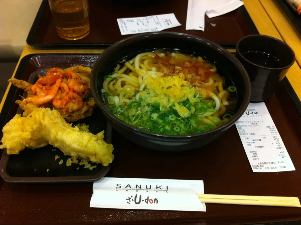 Japanese udon with ebi tempura|@projecthoneypotさん