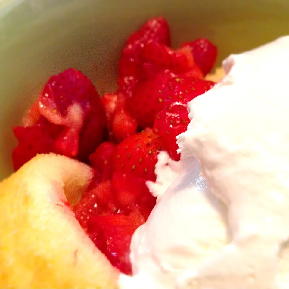 Strawberry shortcake|Christopher Denman Williamsさん