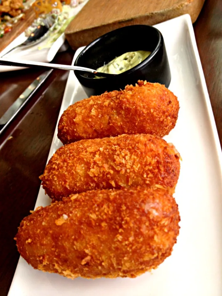 Jamon & Manchego Croquettes with Basil Mayo|Yvonne Limさん