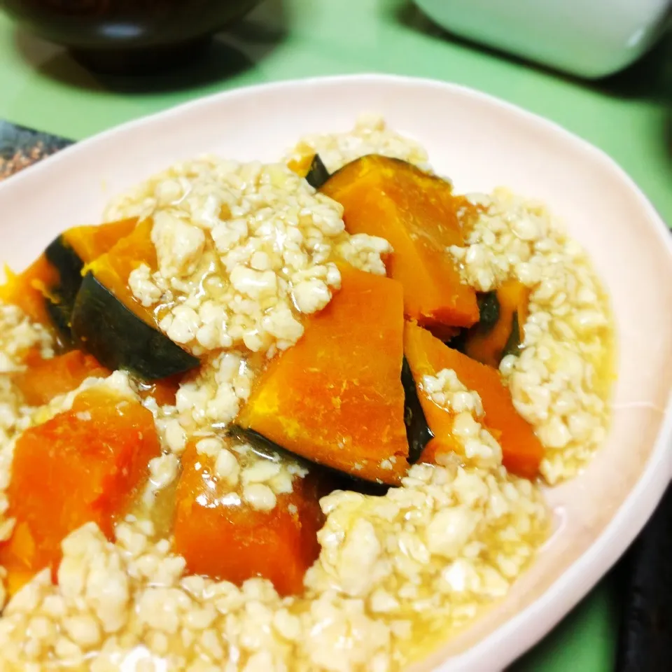 南瓜の鶏そぼろ餡掛け。|うさ爺さん