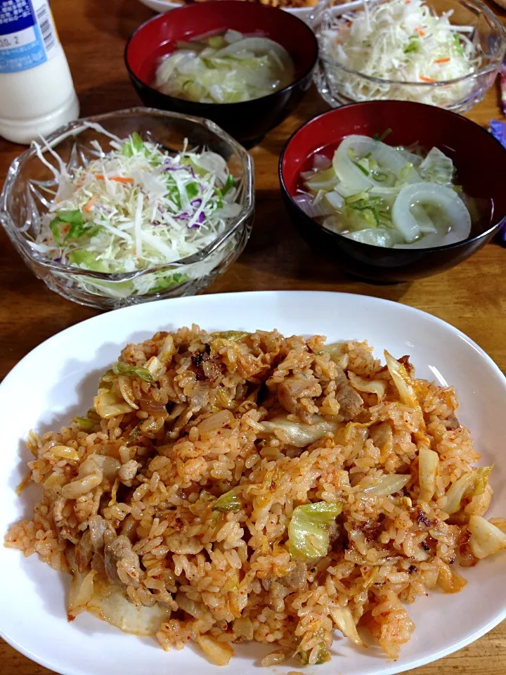 キムチ焼きめし、サラダ、コンソメスープ*\(^o^)/*|すかラインさん