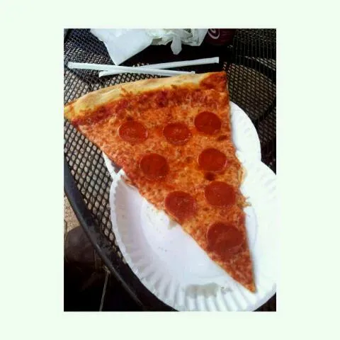 HUGE Pepperoni Pizza .|preciousさん