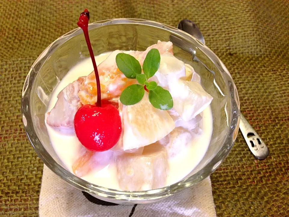 Snapdishの料理写真:phil. TROPICAL sweets salad DESSERT|rubyjaneさん