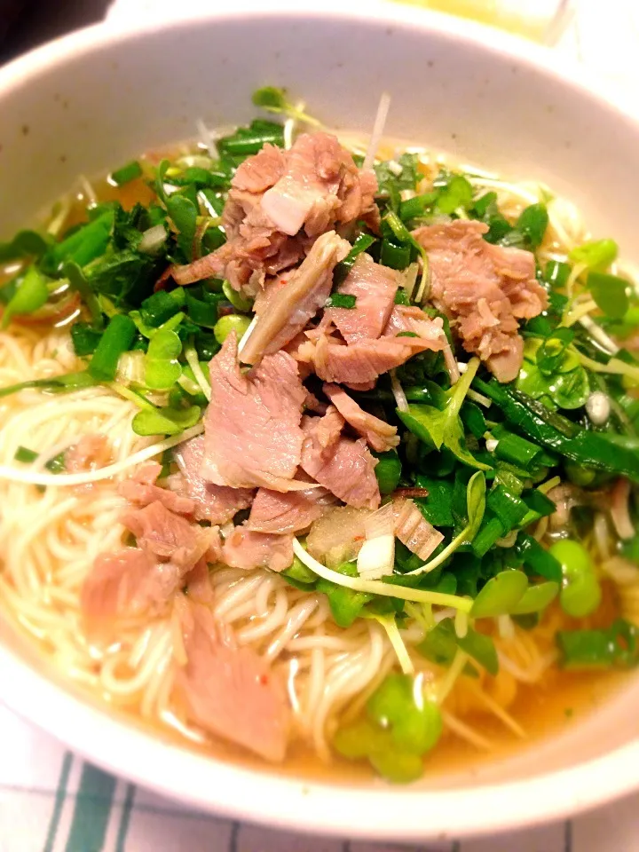 Snapdishの料理写真:塩豚チョゲタン風素麺|yummersさん