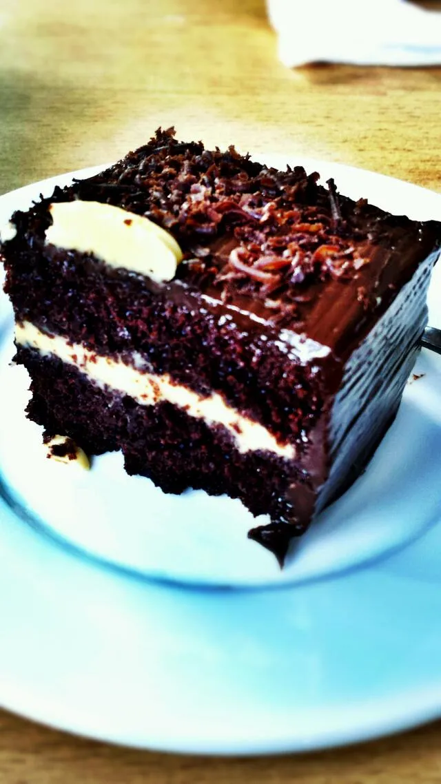 choco moist cake @ carmela's...|Dirk Tairvinさん