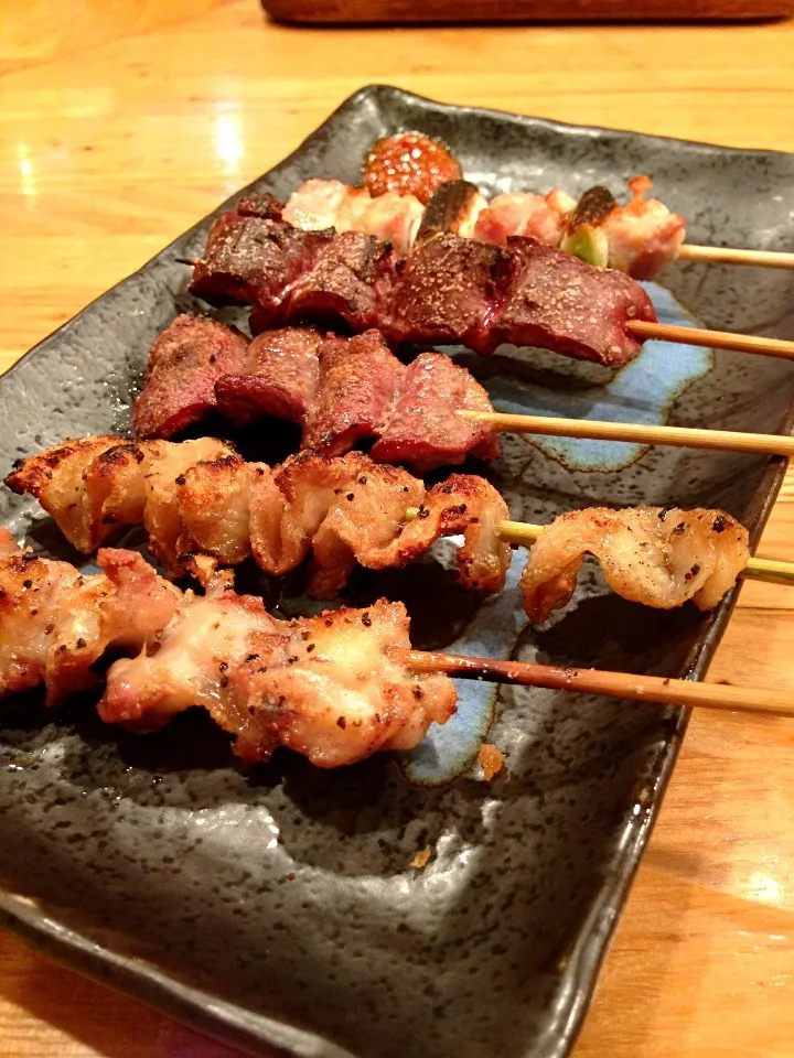 ยากิโทริ / หั่นชิ้นจุ่มซอสเสียบไม้ย่าง 焼き鳥@ที่ญี่ปุ่น 浦安の焼き鳥屋|akiさん