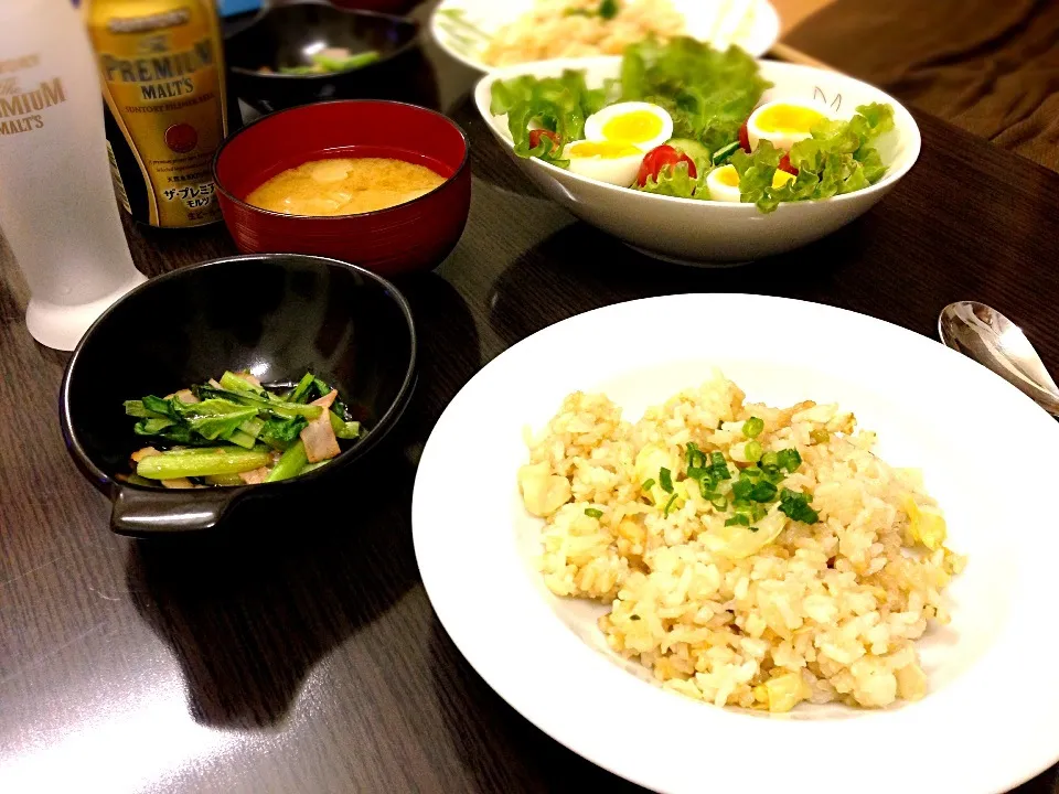 塩キャベツとガーリックのねぎ焼き飯|しゅなさん