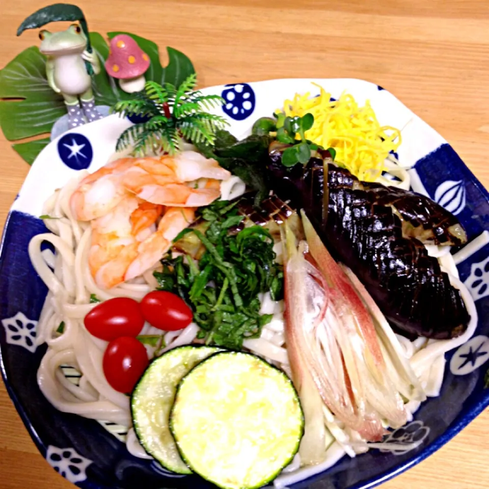 Snapdishの料理写真:梅雨明け🌂パパ夜食うどん     暑かった‼|honamiさん