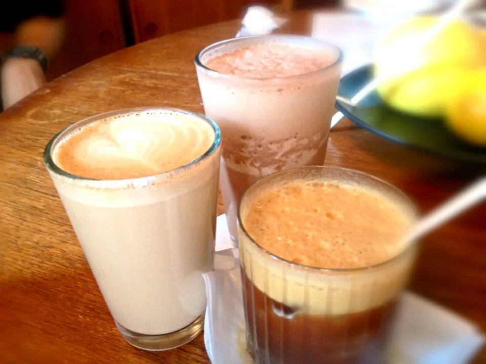 Cafe latte, mocha and ice expresso|Ernさん