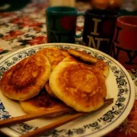 Snapdishの料理写真:pancakes stuffed w/ brown sugar :)|★Ssal★さん