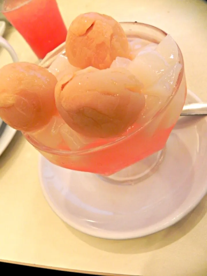 Almond Jelly w/ Lychee!|iamfem05さん