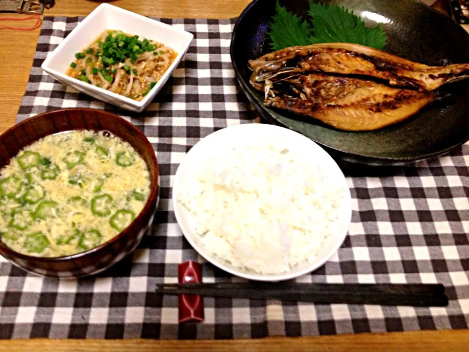 朝ごはん★鯵の干物、もやしのさっぱりごま味噌和え、オクラのとろみスープ|ハルさん