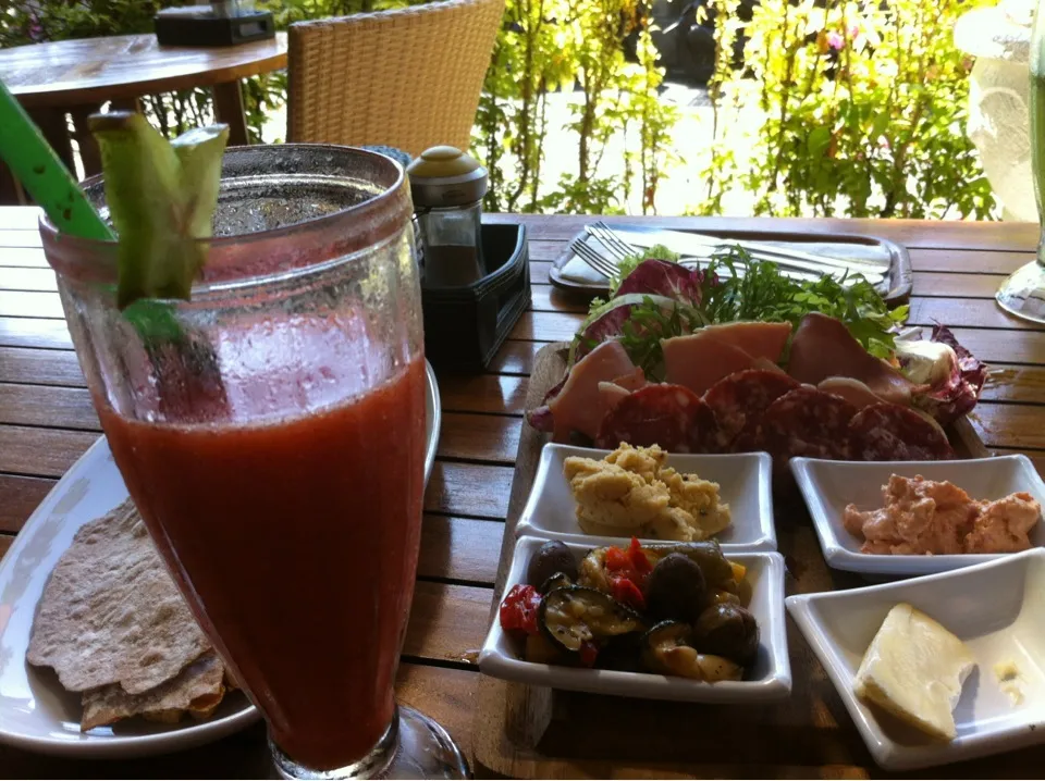 fresh juice & tapas|ToToRoNさん