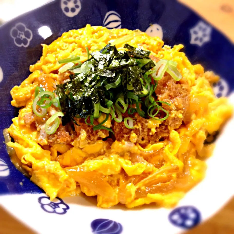 トロ卵カツ丼(⌯꒪͒ ૢ∀ ૢ꒪͒) ੭ੇ৴ડેং৴ડેং|honamiさん