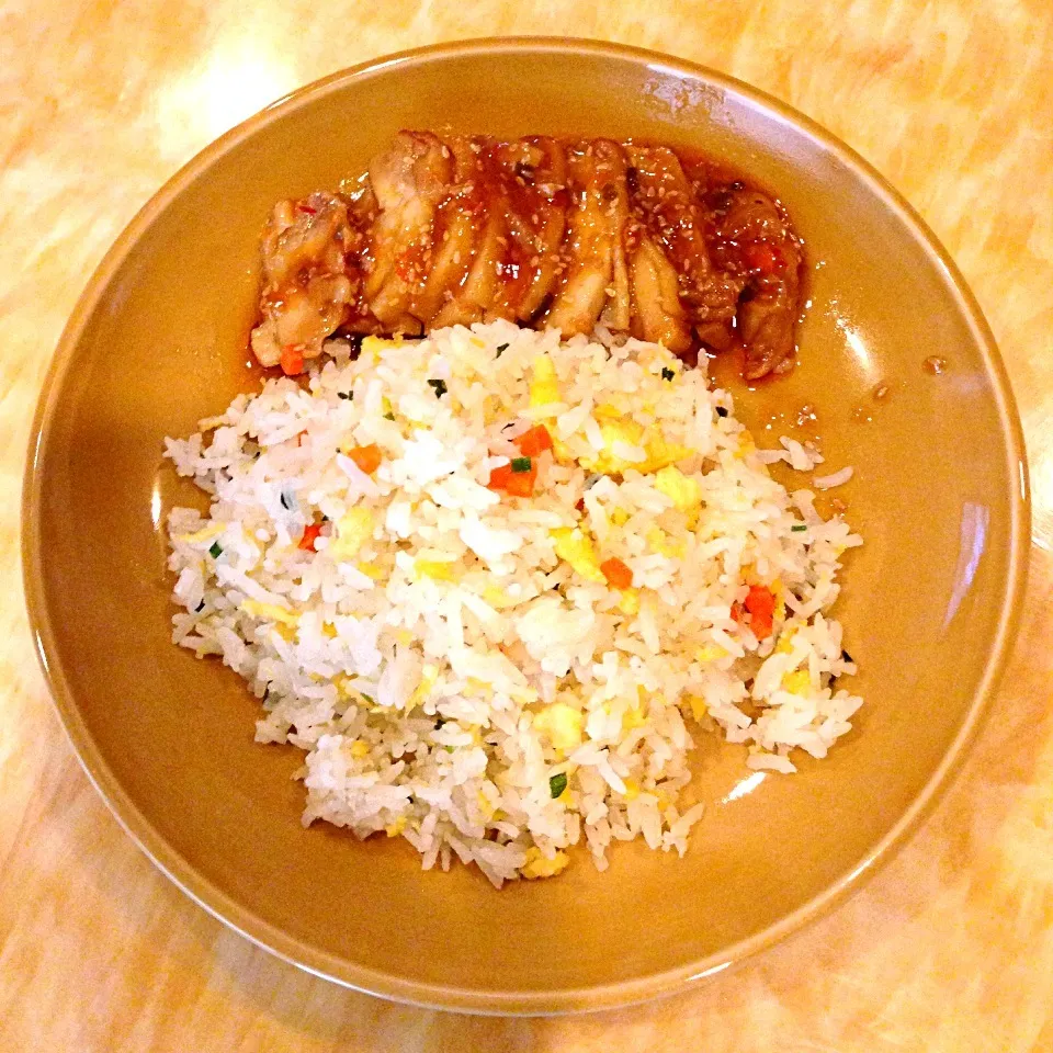 Fried Rice with Korean Style Chicken.|monlyzaさん