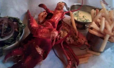 Snapdishの料理写真:Boiled n grilled Maine lobster @ Burger and Lobster, London|Cindyさん