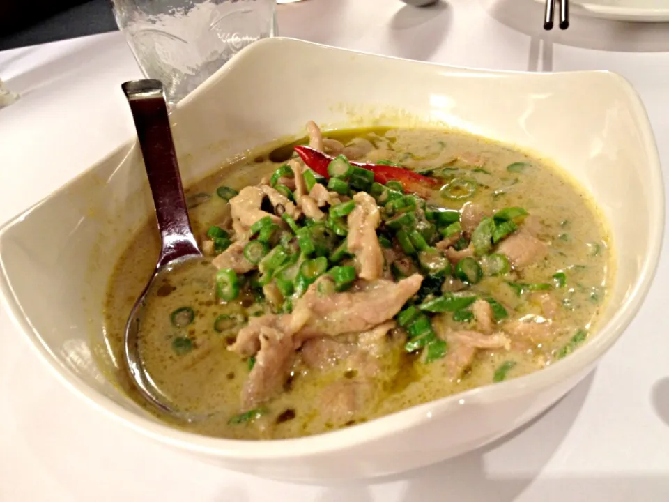 Snapdishの料理写真:Green curry chicken !|Elaineさん