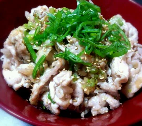 豚ネギ塩焼き丼|ぐっちさん