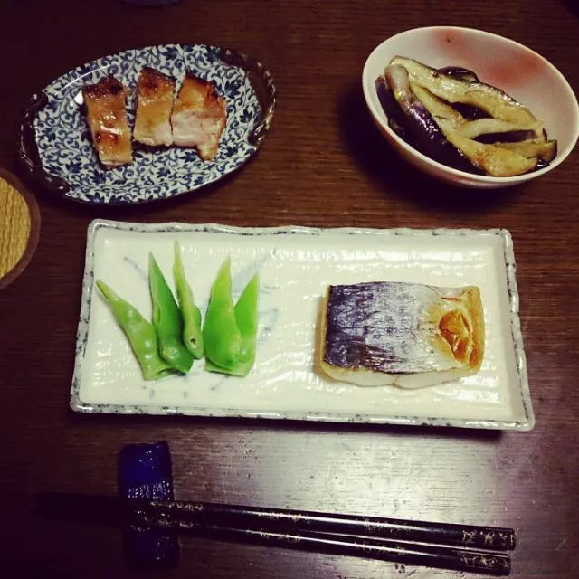 焼きさわら、チキングリル、茄子の素揚げ|さとこさん