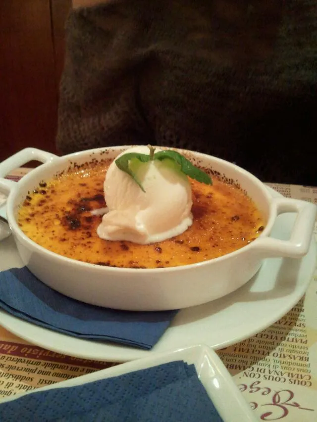 Crema Catalana con gelato al fior di latte|Debora Manfroniさん