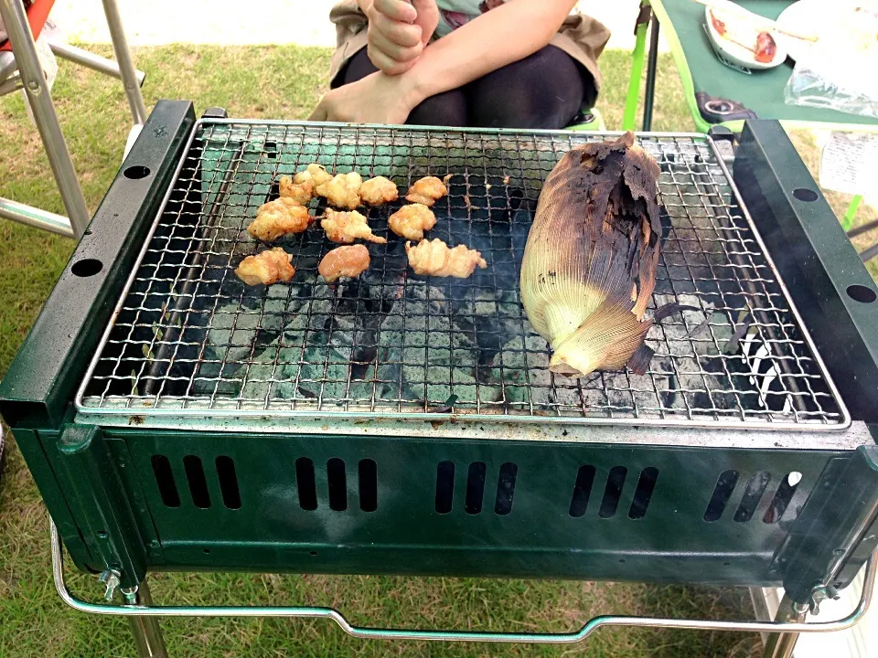 BBQで焼きモロコシ|くめっちさん