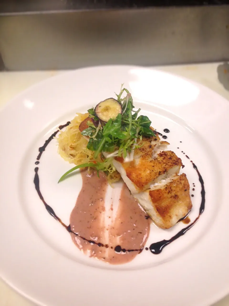 Seared corvina with a spaghetti squash medley and a creamy fig sauce|zac sayersさん