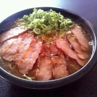 Snapdishの料理写真:チャーシュー麺|kikyoさん