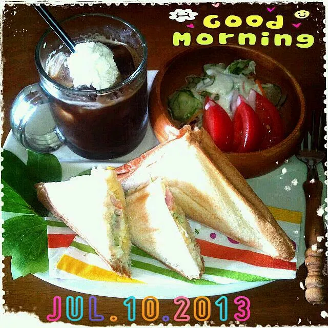 今日は久々♬ホットサンド♬コールスロー&IceCoffee|みき🍴さん