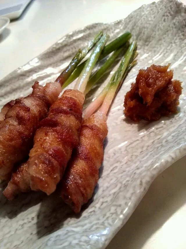 ハショウガの豚バラ巻き焼き・・・沖縄の肉味噌で。|ふりるさん